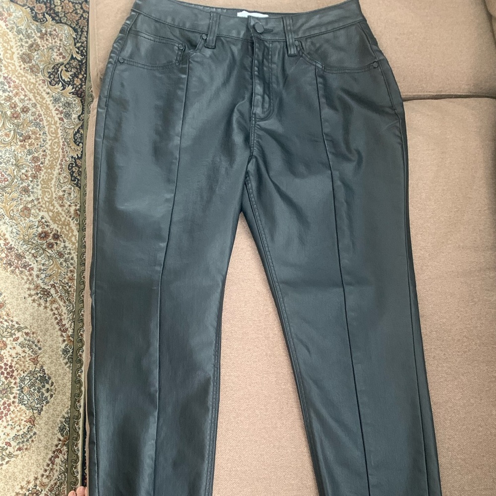 Latimore Gibson coated denim skinny leg with front slit.